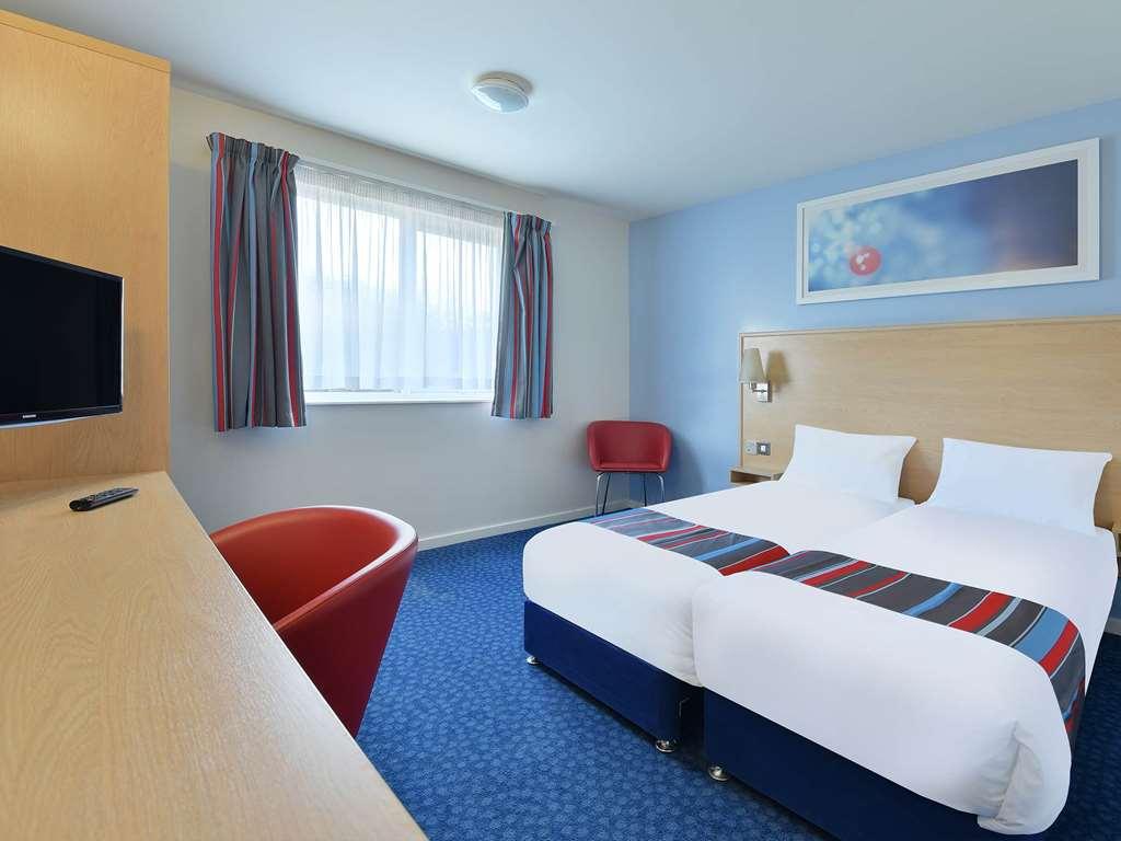 Travelodge Okehampton Whiddon Down Номер фото