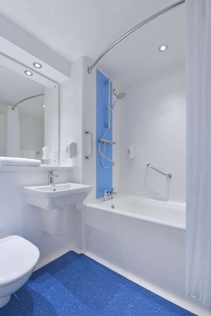 Travelodge Okehampton Whiddon Down Номер фото
